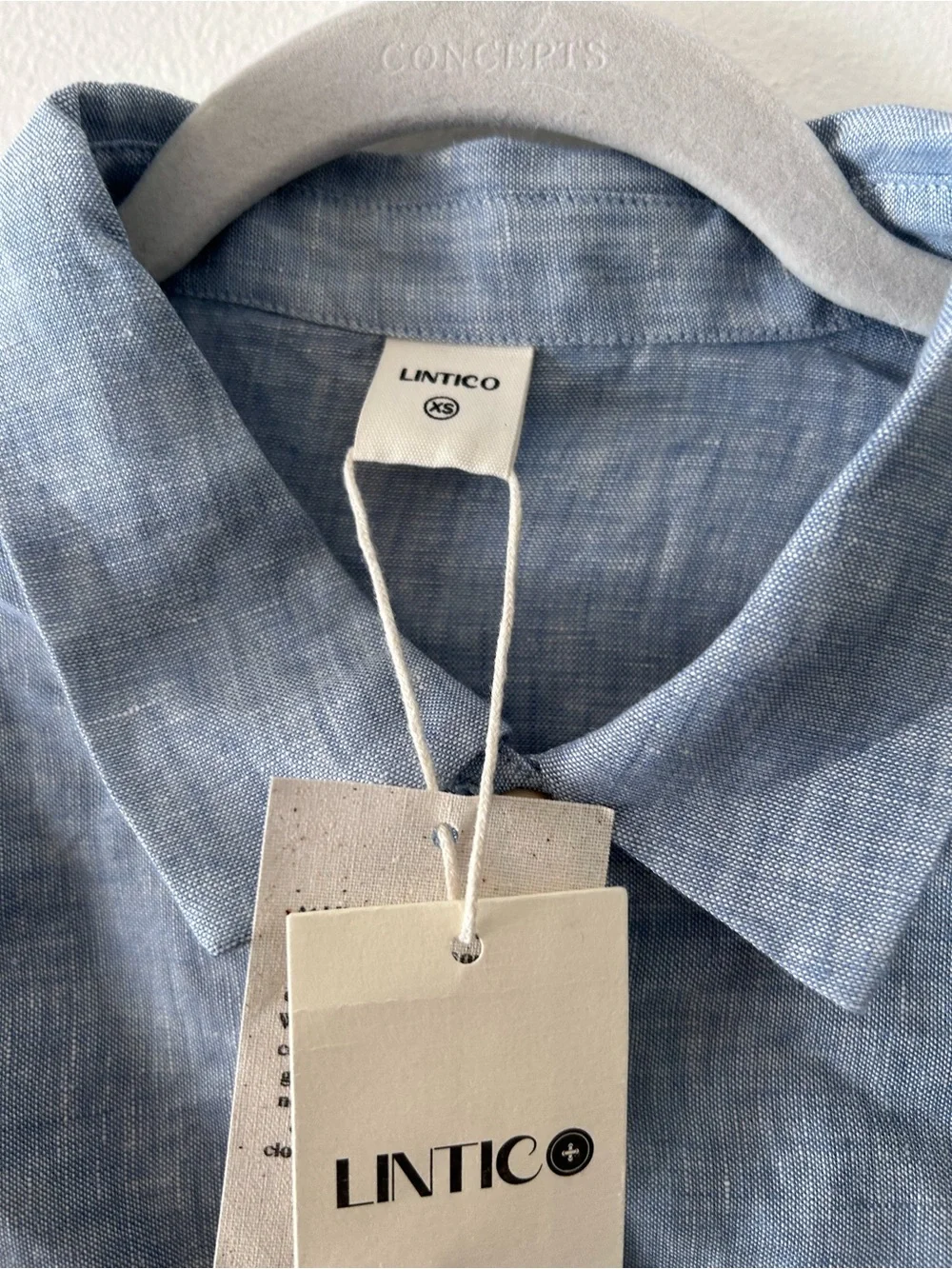 Lintico Light Blue Button-Up 100% Linen Top with White Hem - Picture 4 of 5